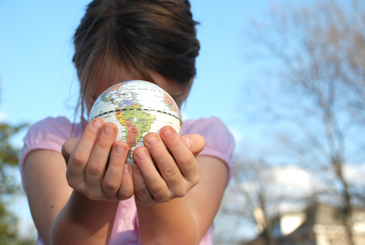 Girl Worldview - Globe